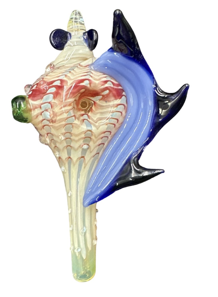 SHELL PIPE WITH FANCY HANDLE